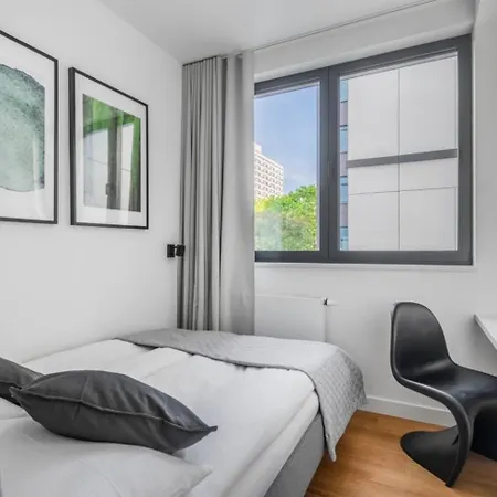 Vipwarsawapartments Pl Premium 3 At Grzybowska 37 شقة وارسو