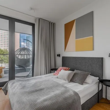 Апартаменты Vipwarsawapartments Pl Premium 3 At Grzybowska 37 Варшава